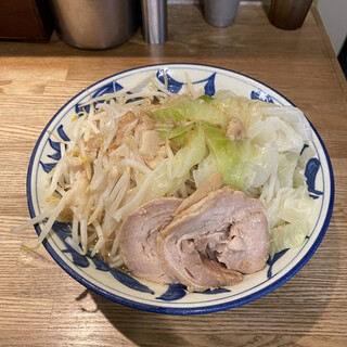 渋谷でランチに使える油そば ランキング 食べログ