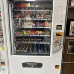 雲沢観光ドライブイン - カツ丼の自販機！お菓子と一緒！