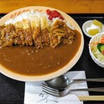 銭形 - カツカレー大盛り カレーの辛さは３辛です 1100円