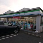 ファミリーマート - 外観写真:外観です
