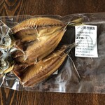 大松屋 - アジ開き燻製（２尾）432円