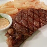 ハイアットリージェンシー箱根リゾート＆スパ - ステーキフリット カフェ ド パリバター添え\3200-
      