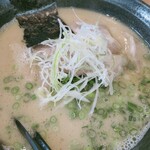 久留米ラーメン 三代目よかろうもん - 