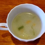 スパイスバイツ - ◆本日のスープ◆♪
            
            にんじん・ネギが入っていてとろみがあり優しい味わい♪