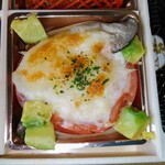 割烹かまた - 右下、エリンギ、アボカド、トマトの器の中にカニグラタン（カニの身がギッシリ入っています）