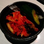焼肉レストラン 安楽亭 - キムチ