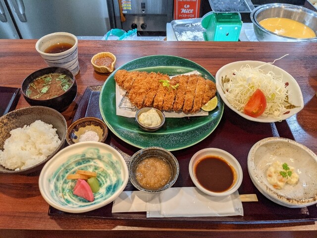 とんかつ レボリューション とんかつ Revolution 河内山本 とんかつ 食べログ