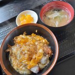 よしめん - えび丼(小盛) 870円