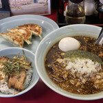 ラーメン つち家 - らーめんセット990円（ごはん少なめ）