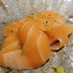 馳走 啐啄一十  - ⑭鱒の介(キングサーモン)(北海道函館産、16kg、12日熟成)の大トロ
      極上な甘み&旨みに悶絶♪ヽ(´▽｀)/
      お食事会の為に落札し、一番良い部分を出して下さったのでしょう
      感謝
      m(_ _)m