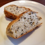 イルベッカフィーコ - 胡麻のフォカッチャ