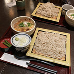 Nishaku gosun - 牛肉卵とじ丼とざる蕎麦