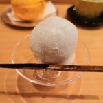 馬車道 大かわ - 甘王苺の大福