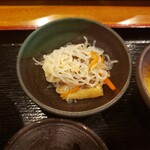 おでん惣菜 如月 - 小鉢の酢の物