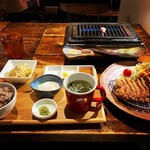 YAKINIKU MARUUSHI 銀座2丁目 - 