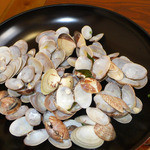 お食事処 灘や - 格闘の跡、えっへん。