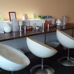 中華そば 高安 - カウンター席！おしゃれ～なイス～♪(^o^)丿