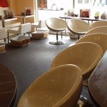 中華そば 高安 - おしゃれなカウンター席～♪(^o^)丿