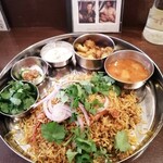 SANGITA BIRYANI - えびビリヤニ 大盛 追いパクチー