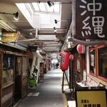 SANGITA BIRYANI - 水曜日は閉まっているお店が多いそう＠町田・仲見世商店街。