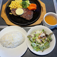 国産熟成焼肉 肉バル ドウラクコリーダ ランドマーク店 - リブロースステーキランチ
