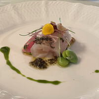 ア・マ・ファソン - 石鯛のマリネ
                    脂ののった石鯛と柔らかなそら豆が旨し⭐️⭐️⭐️⭐️⭐️
                    