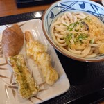 丸亀製麺 - ぶっかけ、ちくわ磯辺天、えび天、いなり寿司