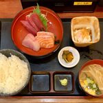 Sakura Suisan - 刺身2種盛り定食 ¥790