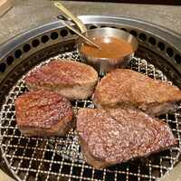 焼肉 思食 - 