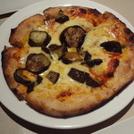 Bar Dondada - 9月23日　茄子のピザ