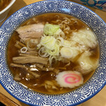 手打ちラーメン 清仁軒 - 醤油ワンタン麺(940)