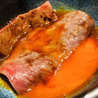 焼肉 思食 - たまらず破ける卵黄