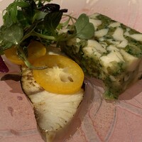 ミチノ・ル・トゥールビヨン - 播州鶏のアスピックと鰤のスモーク