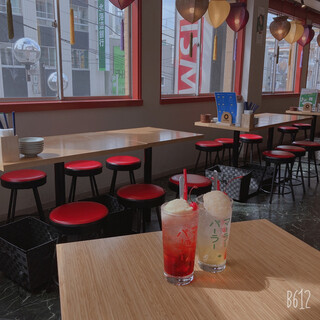 手包み餃子と酒 麻辣パーラー_2