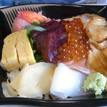 築地 竹若 グランスタ店 - 海鮮丼（\1,200）