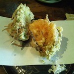 浅見製麺所 - かき揚げのアップ