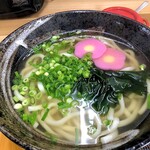 はなちゃんうどん  - ごぼう天うどんのうどんです！つまりかけうどん（笑）