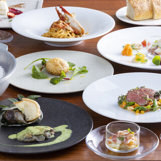 豪華特典が揃うディナーコースで、特別な夜に彩りを。記念日◎