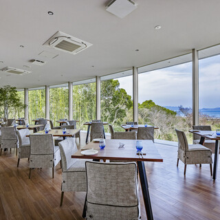 Dining at Moana Coast, a hidden resort surrounded by the sea and mountains