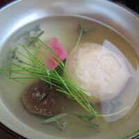 日本料理 みゆき - じゅんさいのはいったしんじょ椀