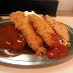 レストラン ポパイ - ハム天ぷら＋チキンカツ＋ハンバーグステーキ