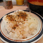 レストラン ポパイ - ライスにふりかけをかけました