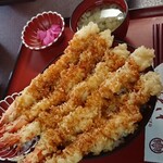 いわき - 赤字丼(￥1485)。
      一度は食べるべきです。