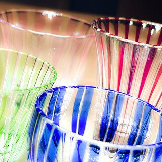 季節の日本酒を伝統工芸の酒器で堪能。至福のひと時に酔いしれて