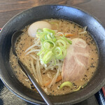 らーめん うそだっぺー - 味噌ラーメン 味玉