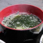 炭火焼 みや澤 - 麦豚の焼肉定食のスープ