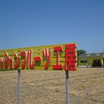 糸島パッションフルーツ工房 La'Puni - 県道沿いの大きな看板が目印