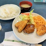 キッチン・ハル - ランチ。700円