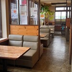 ういんぐ - 店内