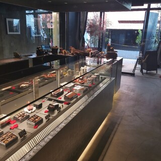 ジャン-シャルル・ロシュー 東京_2